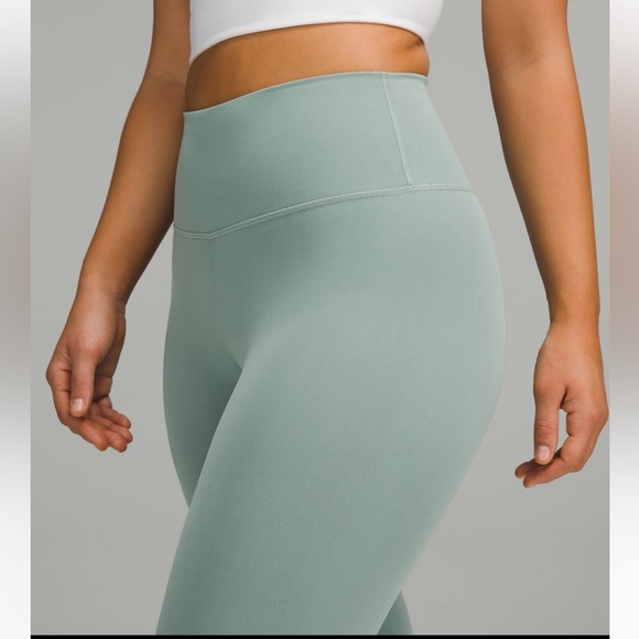 LULULEMON WONDER CONTOUR FIT HIGH RISE FIT 23” 4 - Picture 2 of 7